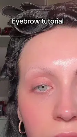 @loréal paris usa faux brow tint pen in shade soft black give the perfect faux brows everytime ❤️ #lorealparismakeup #lorealparis #tiktokshopcreatorpicks #eyebrowtutorial #eyebrows 