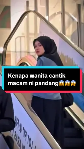 Bau yang dapat memikat wanita aroma maskulin dan gentlemen🐊🔥Dapatkan Sekarang👇🏻👇🏻👇🏻#rajaperfume #perfumetiktok #boyojate #fyp #foryoupage 