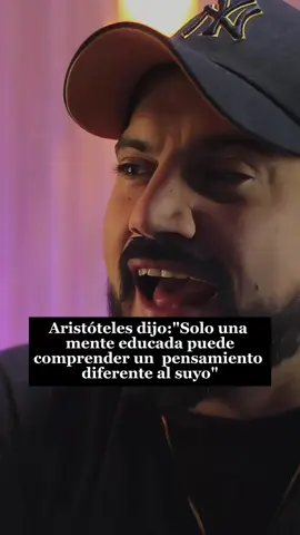 Solo una mente ocupada puede comprender un pensamiento diferente al suyo 