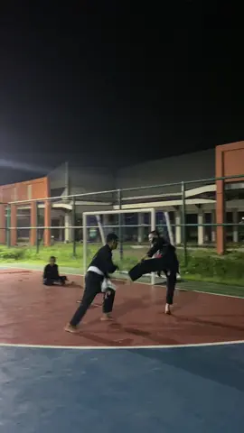 Laki2 dengan hobinya 🥷#pencaksilat 