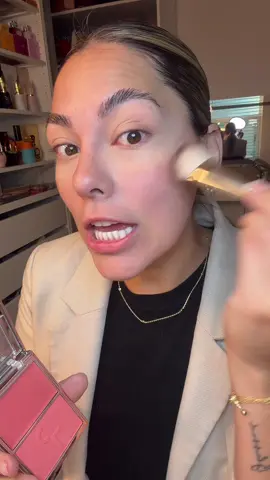 Me dura demasiado , tienen colores únicos y queda para cualquier tipo de maquillaje #tiktokshopcreatorpicks #tiktokshopsquadup #patricktabeauty @Patrick Ta Beauty 