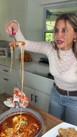 4 Full Recipe 🔎👀📲 MELISSAJO Crispy Chicken Parm! The best dish make it! #EasyRecipes #chickenparm 