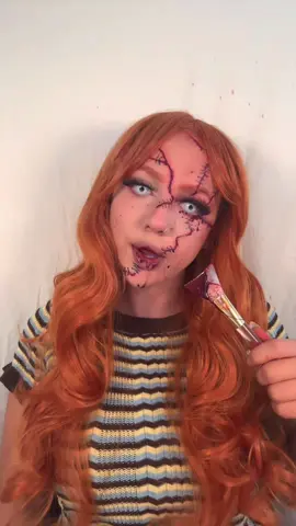 FLASH 🚨 this was SO hard oh my gosh - how did i do?  #halloweenmakeup #chucky #chuckymakeup #makeuptransformation #halloweentransition 