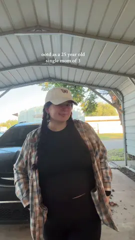 okay let’s go teach the youth of america #OOTD #singlemom #baileyxtaylor #workingmom 