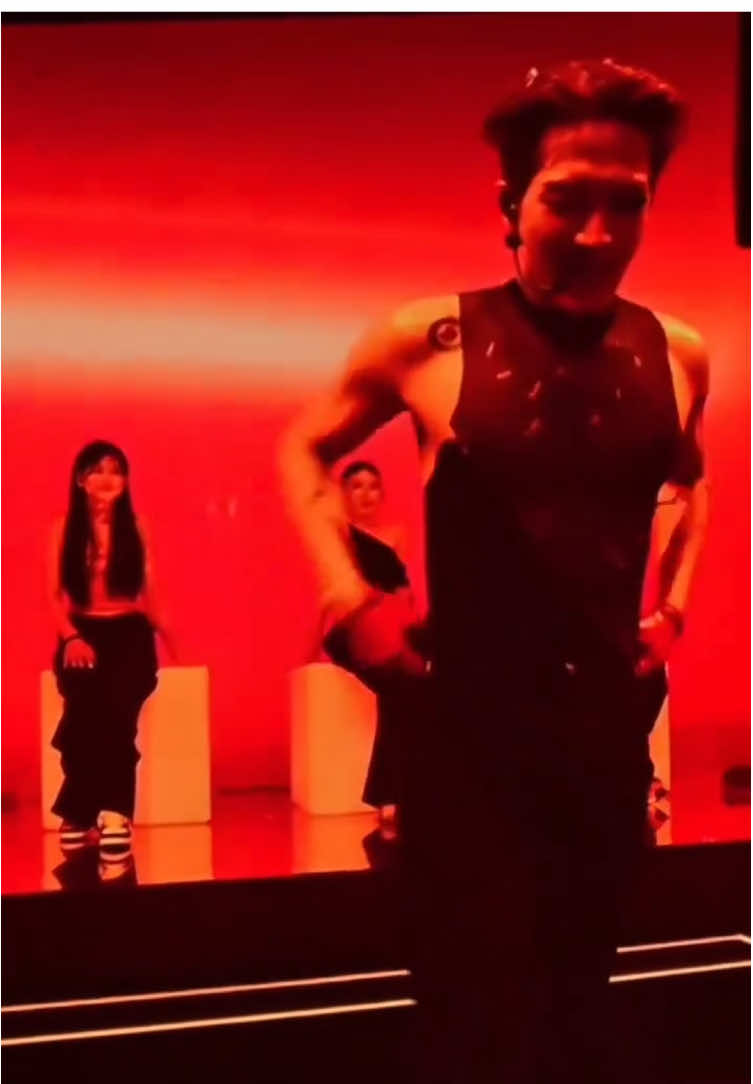 🥵🔥🔥 #jacksonwang #magicman2 #magicman2worldtour #teamwang #jacky 