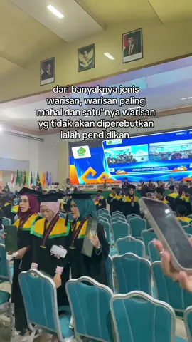 #wisuda #graduation #fyppppppppppppppppppppppp #angkatan21 