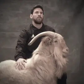 Leo messi 🐐🙌#barcelone💙❤️⚽️ #barcelone💙❤ #barcelone💙❤️⚽️ #barcelone💙❤ 