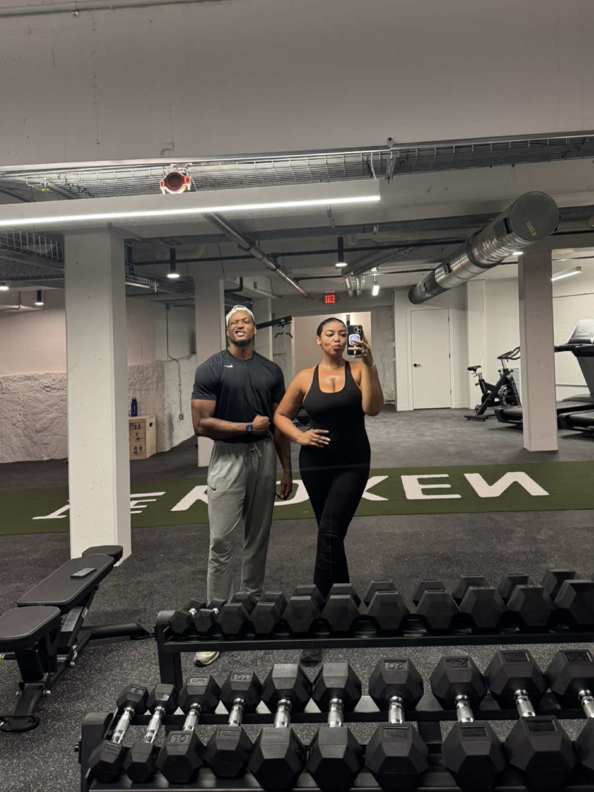 It’s either one day or day 1! Soooo if you’ve been keeping up so far I started a run series outside because our gym was under construction and it was taking longer that what I expected. So I used that as an excuse to not workout for a month! But gym or not , it’s more important to just start moving my body more and make less excuses. But I’m so glad it’s finally ready now and I’m eager for this new era of my fitness journey 🫶🏽 #dumbellworkout #armworkouts #girlworkout #couplesworkout 