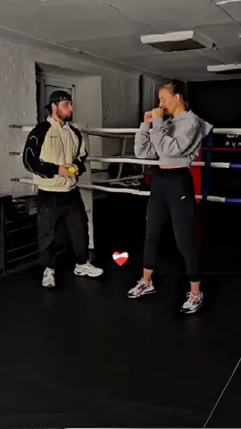 #boxing🥊 #movtivation #viral #tips #fpy #champ #videos #trick #Dance #boxingdance #game #foryoupage 