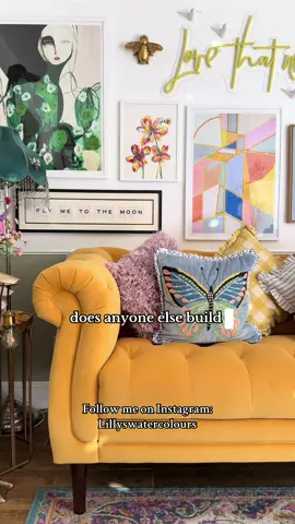 Cottage but make it colourful - livingroom style 🍂💛 Cottagecore, cottage livingroom decor, cottage  #homeimprovement #livingroom #cottagecore #hometour #interior 