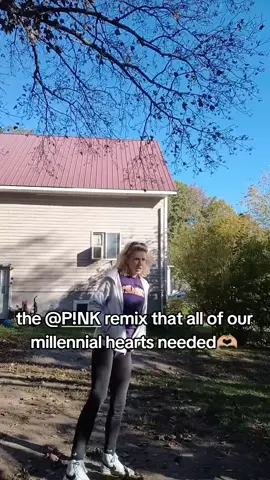 you're welcome😉 #pink #pinktok #mostgirls #remix #millennial 