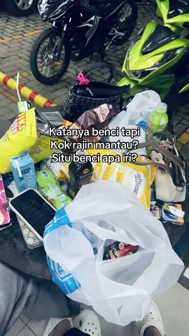 Beda tipis sih