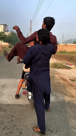 Saii kita aedy naal ?#unitedkingdom #ranaabdalfunz #foruyou #comedyeffect @For you page 