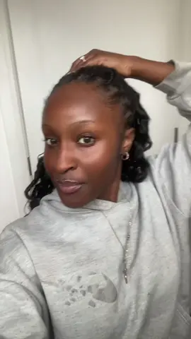 I’ll definitely get two rows instead of one but why doesn’t every stylist offer this? 😭 #braid #braidrefresh #frontalstyle #ukhairdresser #london 