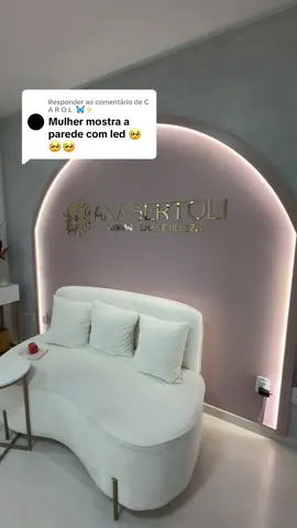 Respondendo a @C A R O L  🦋⚡️  Eu amo esse detalhe! Deu todo um charme para o ambiente 🤌 #salaodebeleza #decoracaocriativa #experienciacliente 