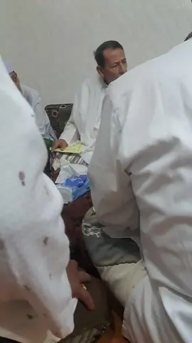 Alhamdulillah bisa berjumpa langsung dengan beliau Al Habib Luthfi bin Yahya tercinta di kediaman guru kami KH Mahrus Abd Malik jrangoan semoga kita semua mendapatkan barokah orang² sholeh amin🤲🏻