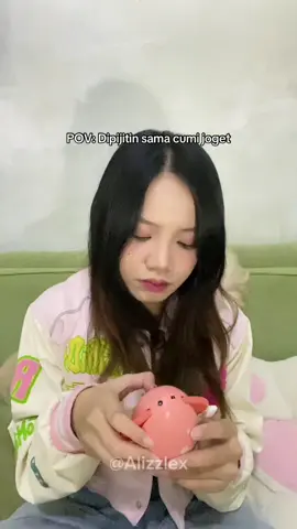 Agak nyangkut rambut sih cumi jogetnya 🙂 #dancingsquid #cumijoget #mainancumi #baranglucu #fyp 