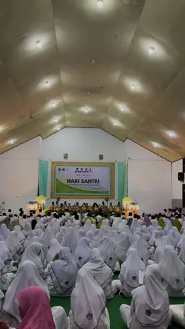 Dzikir dan do’a,Dalam rangka memperingati Hari santri Tahun 2025 pondok pesantren Harisul khairaat Bumi Hijrah Tidore. #hsn #dzikir #santri #fyp #harisantri 