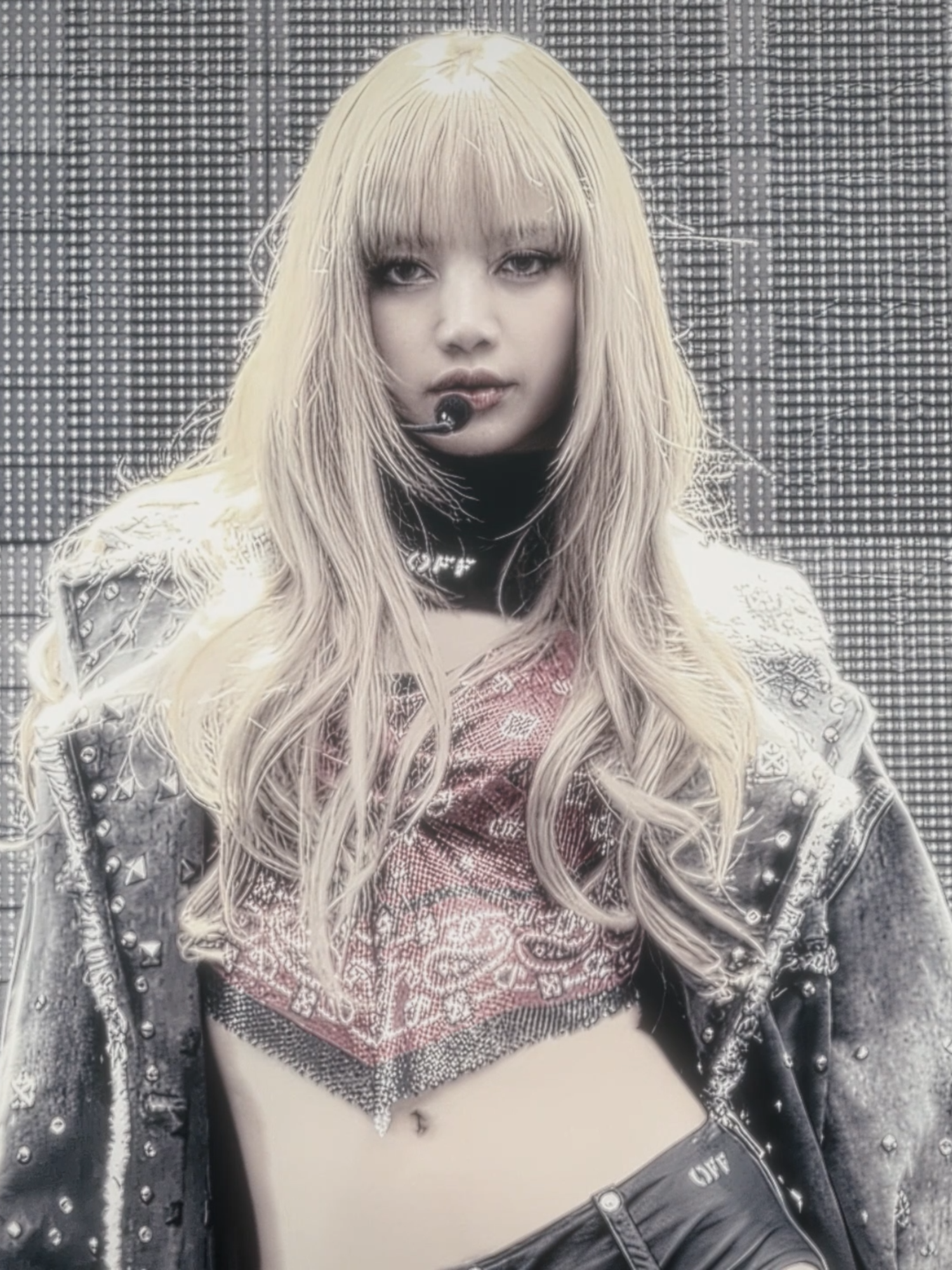 I really can't get out of this outfit of hers, her figure is the best🫠🫠🫠 #LISA #lisa #lalisa #lisaedit #blackpinkedit #lalisamanoban #fyp #lisablackpink #lloud #lisaglobalitgirl #edit