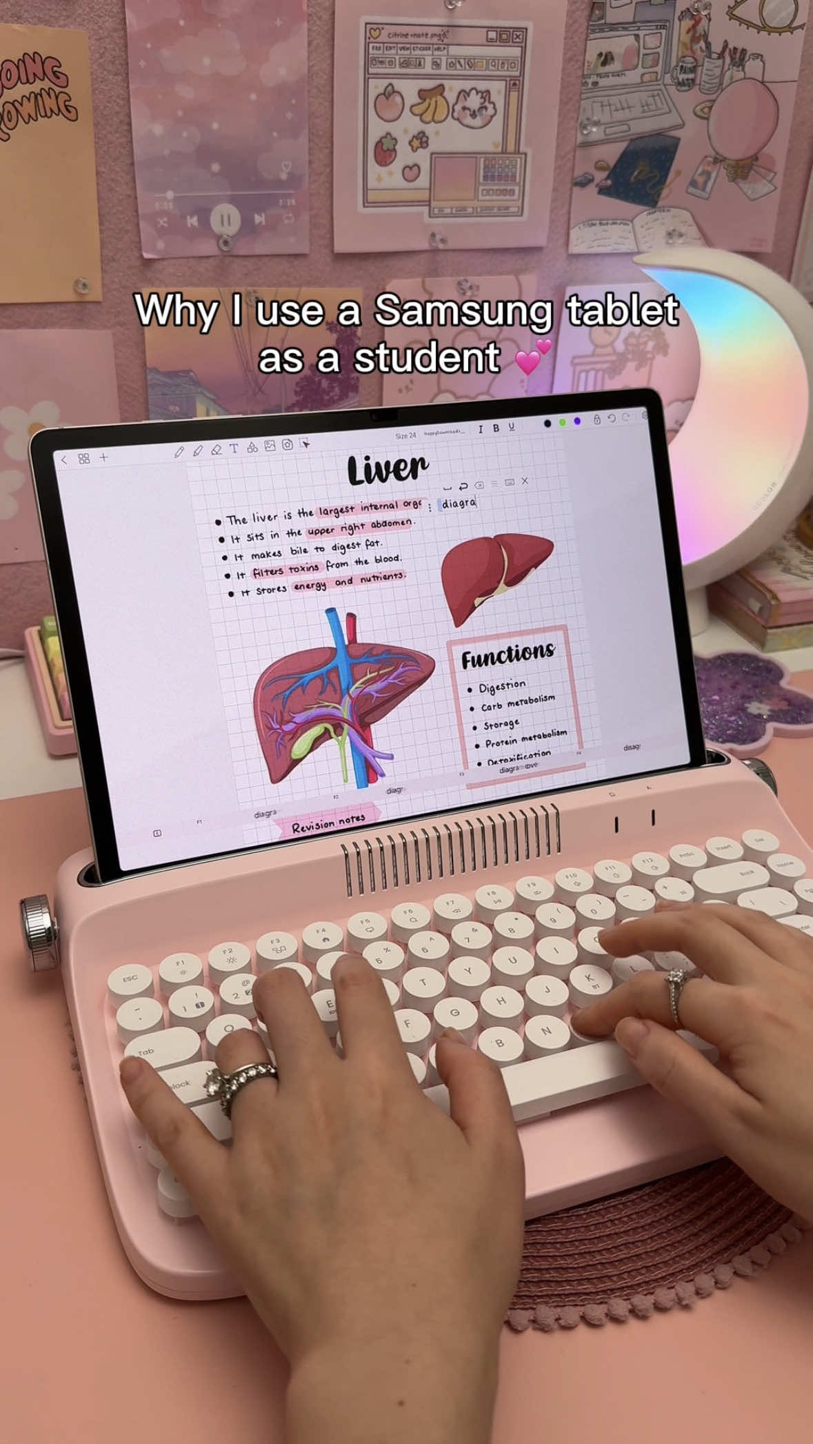 Why I use a Samsung tablet as a student 💕📱 I have the Samsung galaxy tab S9+ and S pen ✨ Apps mentioned: note taking & planning in Penly app, math solver in Samsung notes, Moon+ reader 💕 
 
 #samsungtablet #digitalnotes #galaxytab #penlyapp #studytok 