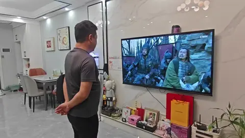 #新三国 #庞统 生的光榮 si的壯烈 對講機起到了重要作用