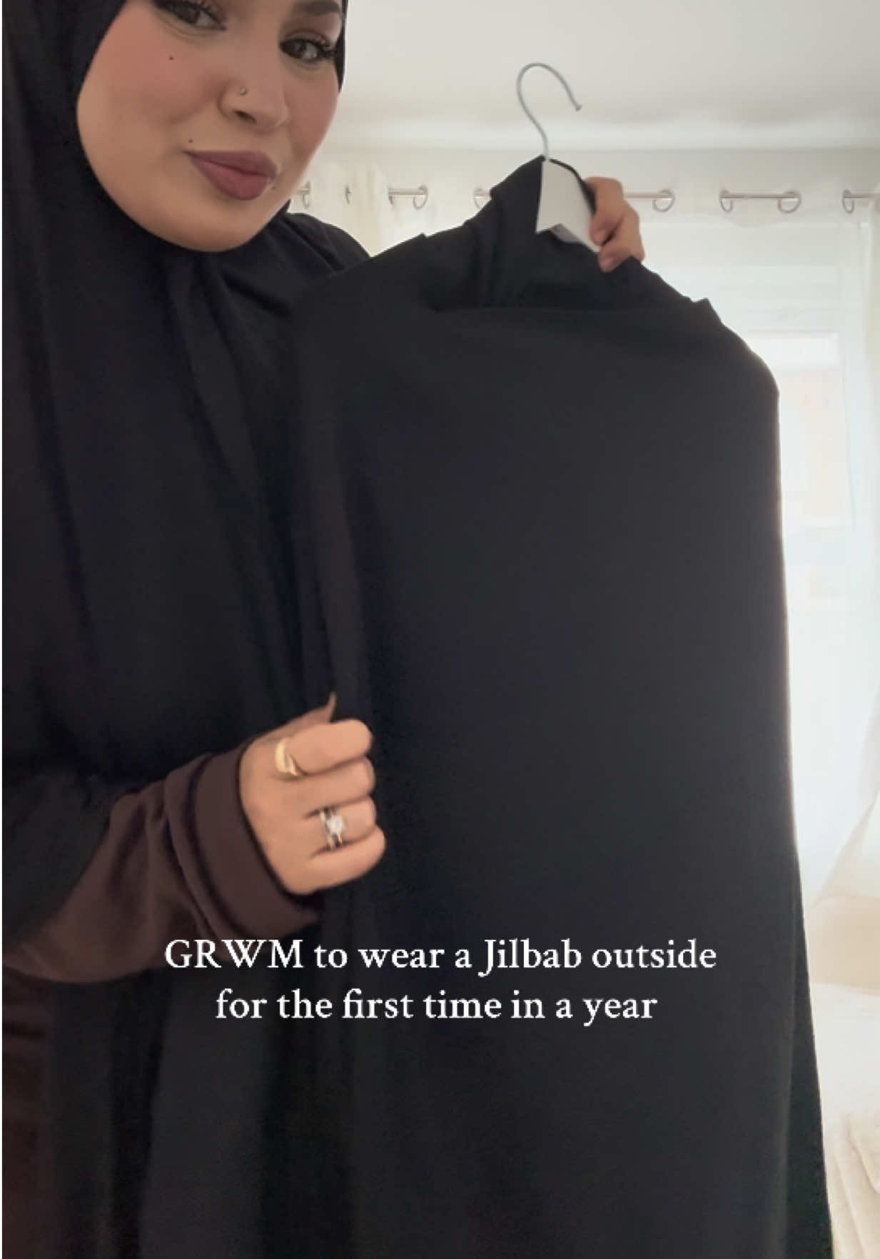 The only struggle is building the confidence  especially after getting so used to trousers and co ord sets , May Allah Guide us to the correct hijab & reward us for our efforts - Ameen 🥰 for anyone who’s gonna ask The Jilbab is from @Samias Treasures  #jilbab #alhamdullilah #struggle #grwm 