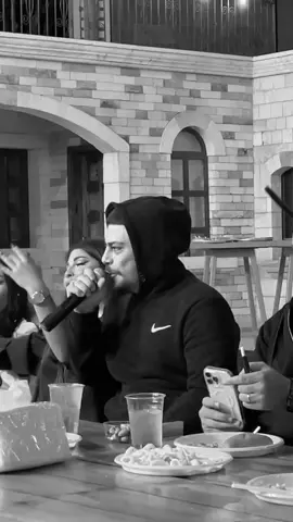 على شو تهل و تدمع#trending #fyb #explor #foryoupage #nighlife @Charbel Narchy 