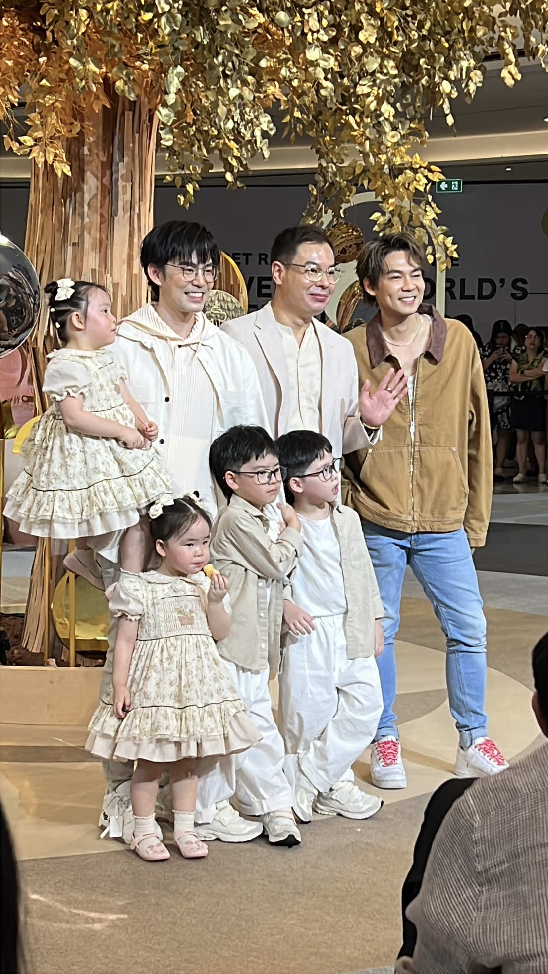 อีเว้นส์วันนี้ของแฝด เติมจนอิ่ม 😍🥰😘#owndays #tpyシ #TP #aiwaanya #เทรนวันนี้ 