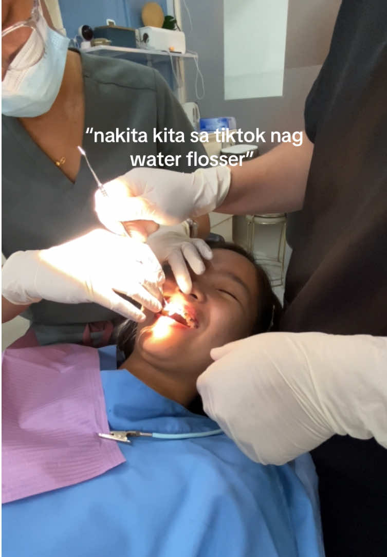 very good ba Doc? 😭 #waterflosser #dentalcare #teethcleaning 