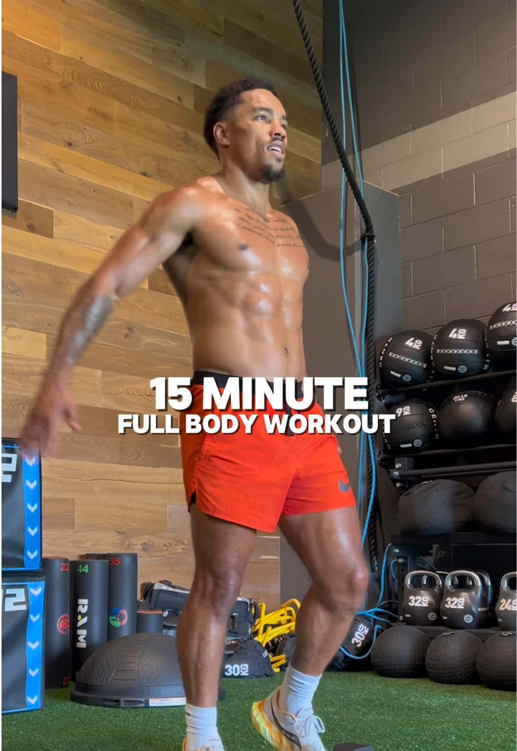 15 MINUTE FULL BODY WORKOUT 🥵 - 4 ROUNDS | 30 SECONDS EACH EXERCISE | 60-90 SECOND REST BETWEEN ROUNDS  • GOBLET SQUAT - 30 sec • RVS LUNGE PRESS - 30 sec • SQUAT JUMPS - 30 sec • PUSHUP TAPS - 30 sec • BIRD DOG - 30 sec Let’s goo🔥 #fyp #Fitness #fullbodyworkout 