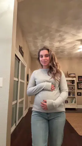 Fall feels even cozier with @PinkBlush Maternity 🤍🍂