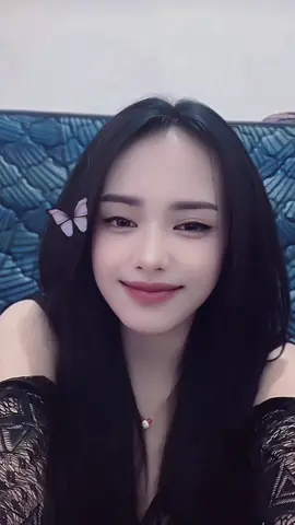 Hihi kgn rambut panjang 😖