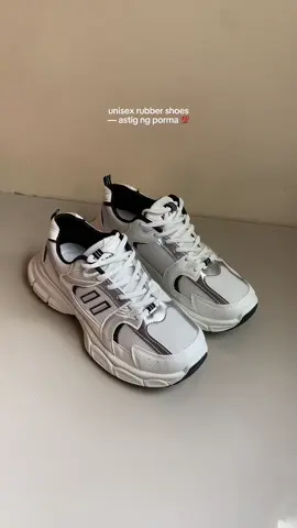 shoes that vibes any outfit you wear  #rubbershoes #sneakers #fypシ゚ #fyp #foryoupage 