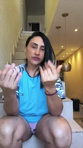 QUEM FAZ ATIVIDADE FÍSICA