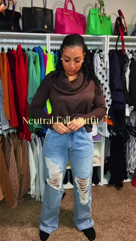 🍂Fall’s neutral trend made chic and effortless🍂🤎 Hit that follow button for more style and inspo tips #fallfashion2025 #falloutfits #blackgirltiktok🤎 