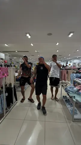 Passinho na riachuelo 😅😂