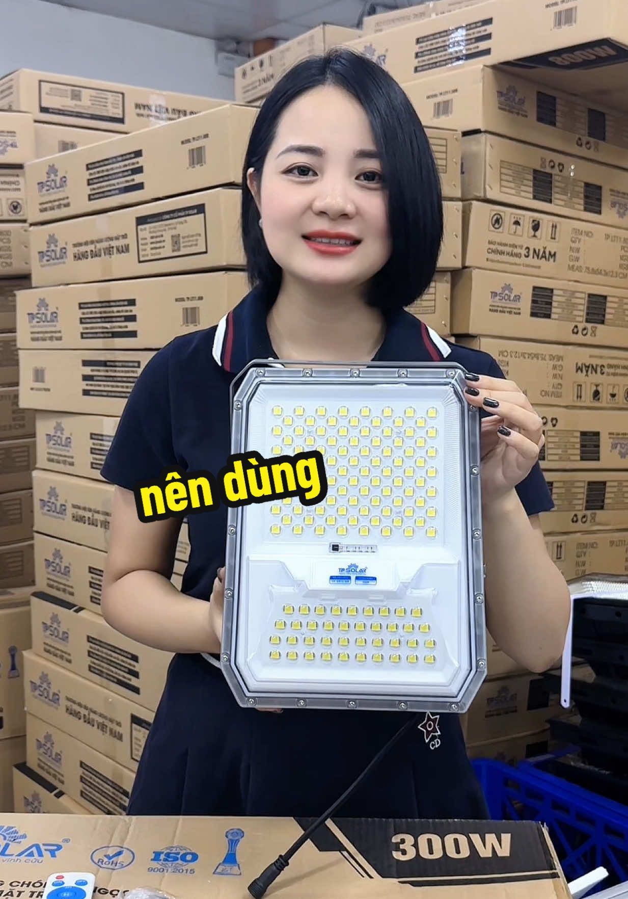 Hàng chính hãng mà dùng các bác ạ #haxinh #dennangluongmattroi #dennangluong #denduongnangluongmattroi #dennangluongmattroichinhhang 