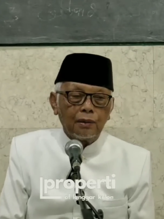 Pesan KH. Anwar Iskandar kepada seluruh santri khususnya santri lirboyo . . #boikottrans7 #lirboyo #nderekyai #santri 