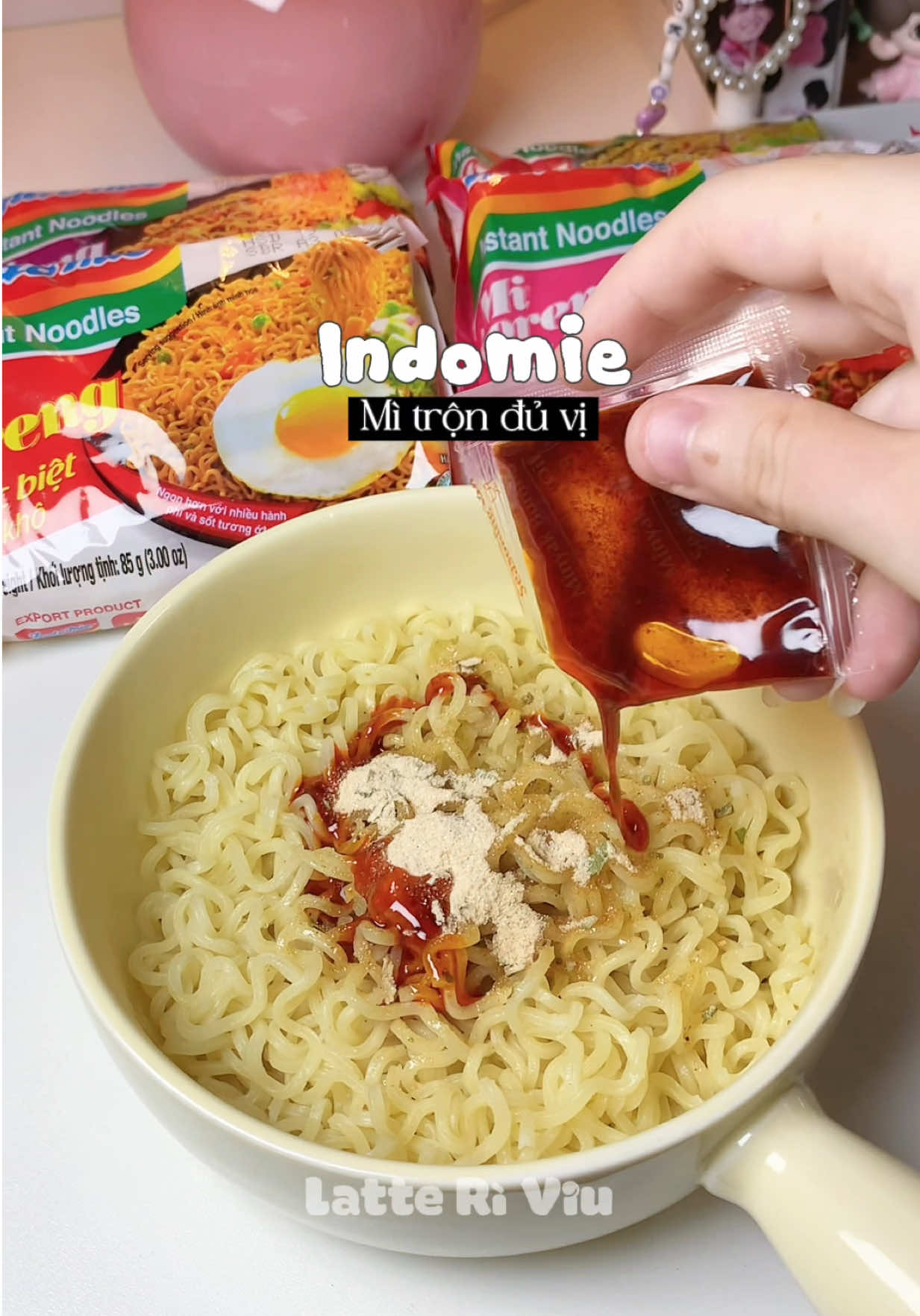 Mì trộn Indomie chân ái 😋🍜 #indomie #mitronindomie #mukbang #ancungtiktok #unboxing 