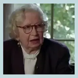 #onthisday in 1933, Miep Gies began working at Opekta, a company founded by Otto Frank, Anne Frank's father, just a few months earlier in Amsterdam. Opekta was licensed to sell pectin, a gelling agent used to make homemade jam. The company was located at Prinsengracht 263, and the back of the building later became the hiding place for the Frank family, the Van Pels family, and Fritz Pfeffer. #Annefrank #miepgies #annefrankhouse