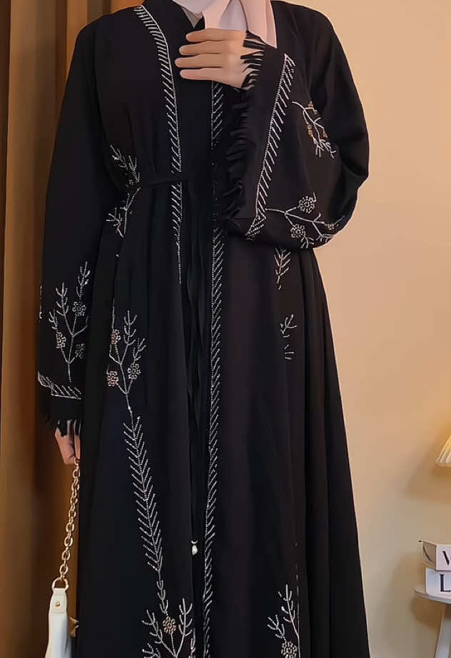 abaya hitam lengan rawis 😍🖤 #abaya #abayagirls #abayastyle #abayafashion 