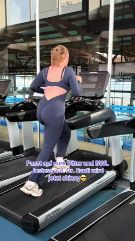 Passt auf Dr. Santi kommt😎