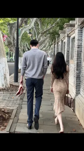 Đàn ông sau khi chia tay, đi một vòng mới phát hiện ra, cô ấy là người tốt nhất. Phụ nữ sau khi chia tay, tuỳ ý dạo một vòng mới phát hiện ra, tất cả mọi người đều tốt hơn anh ta. #xuhuong