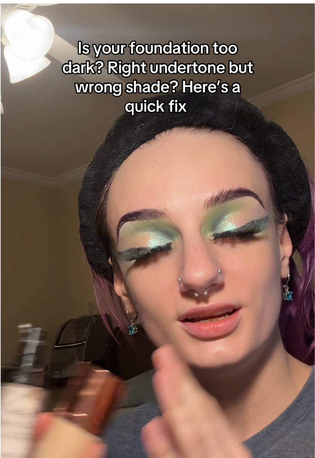 This is my favorite hack cause it saves me so much money and stress on finding shades  • #makeuptutorials #makeuproducts #foundation #whatido #makeuphacks 