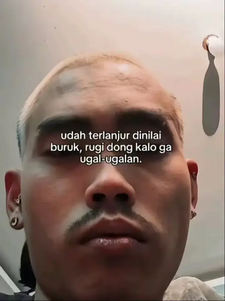 jangan baperan cumn foto lama kok