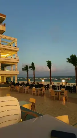 Quruda badda iyo neecaawda  galabnimo, meel lagu nasto meesha ugu wacan uguna wanaagsan🌊🏝️.@Elite Hotel 