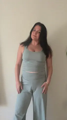 This set by @Rewash Brand has been on heavy rotation due to how cute it is and how comfortable #rewash #OOTD #style #athleisure   Sneakers from @Fly Kicks 