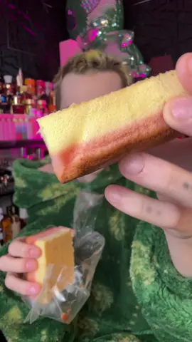 If you haven’t had Japanese sponge cake before you have to try it!!