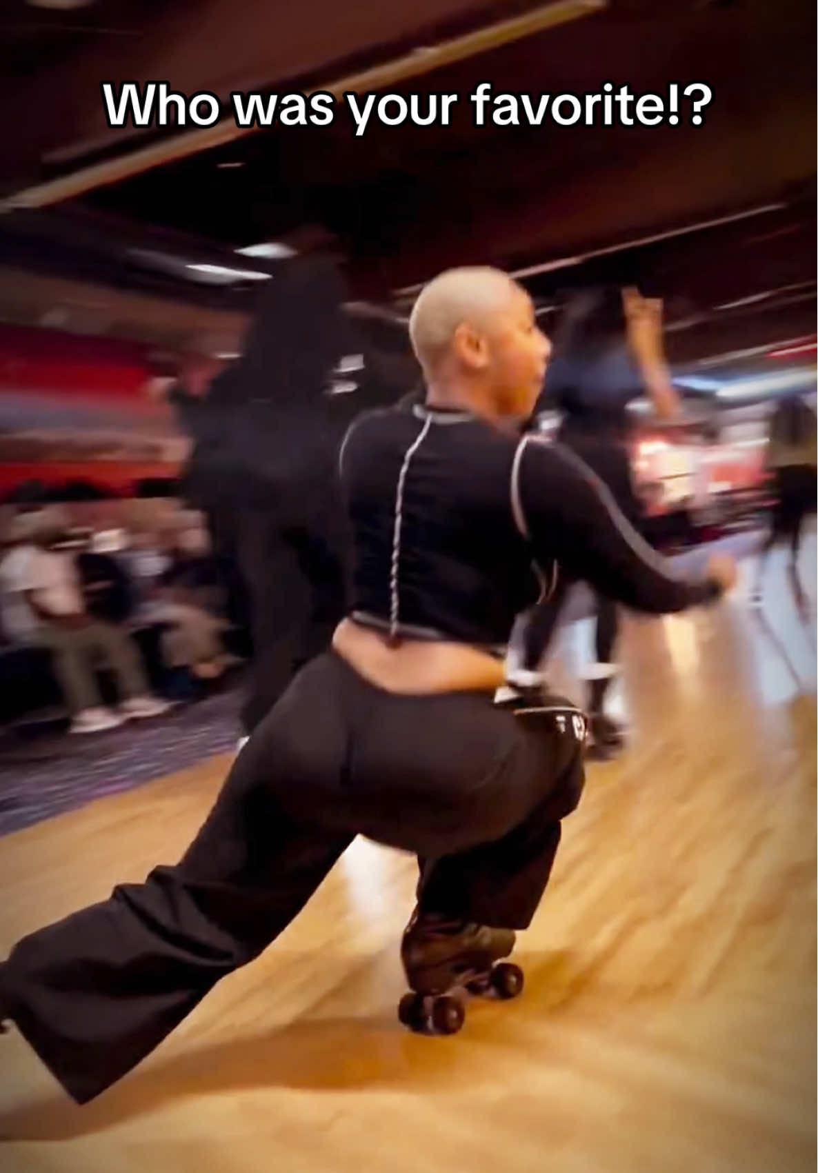 Who was your favorite?! 😳🔥 #rollerskating #blowthwshistle 