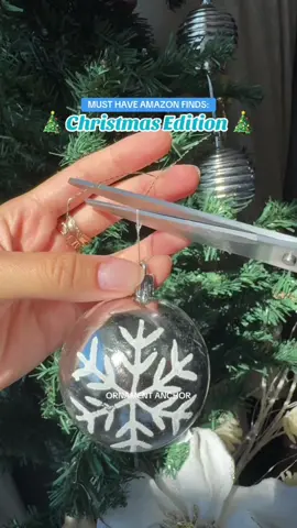 Stop your ornaments from living life on the edge ✋